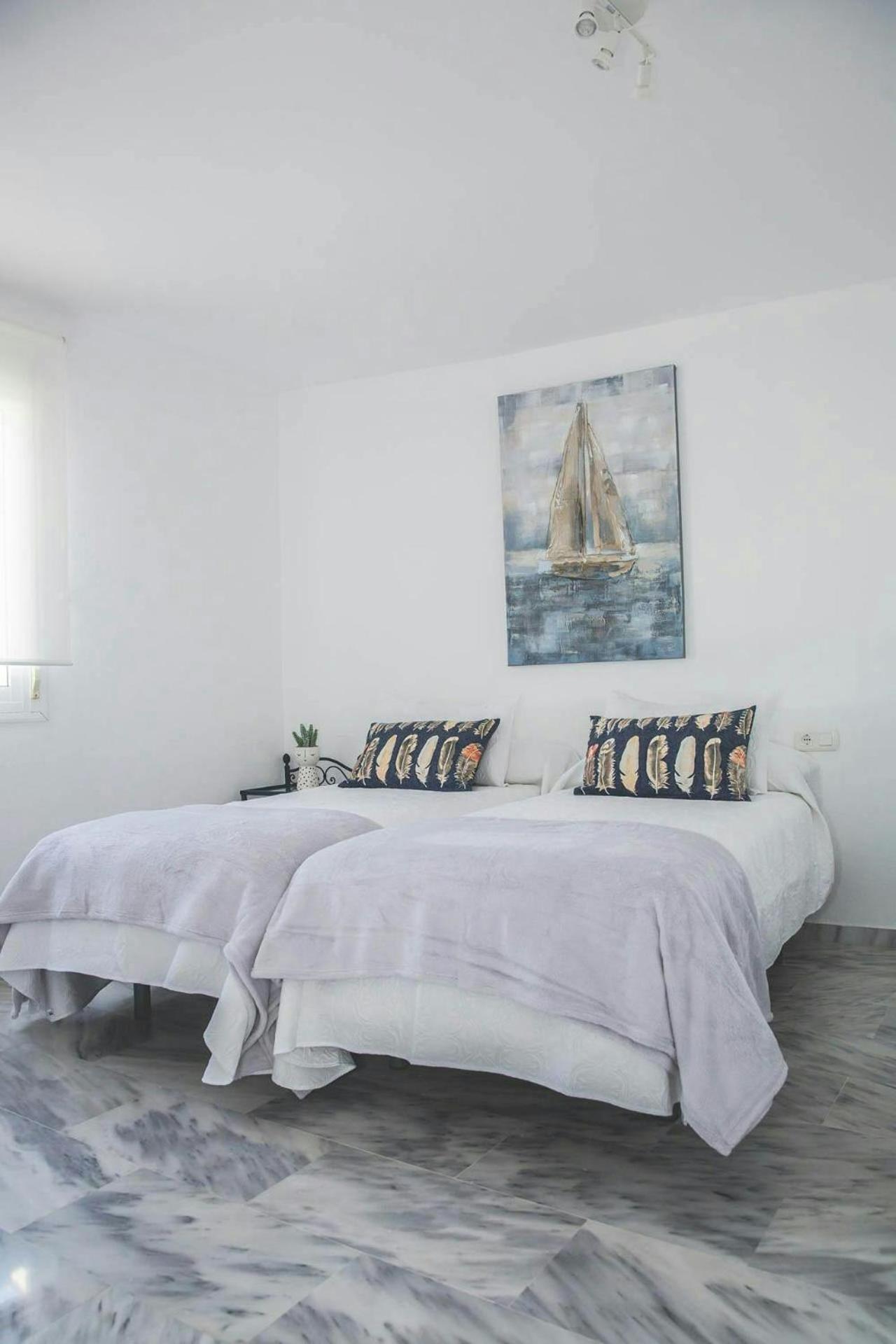Atico Miramar Apartment ฟูเอนฮิโรลา ภายนอก รูปภาพ